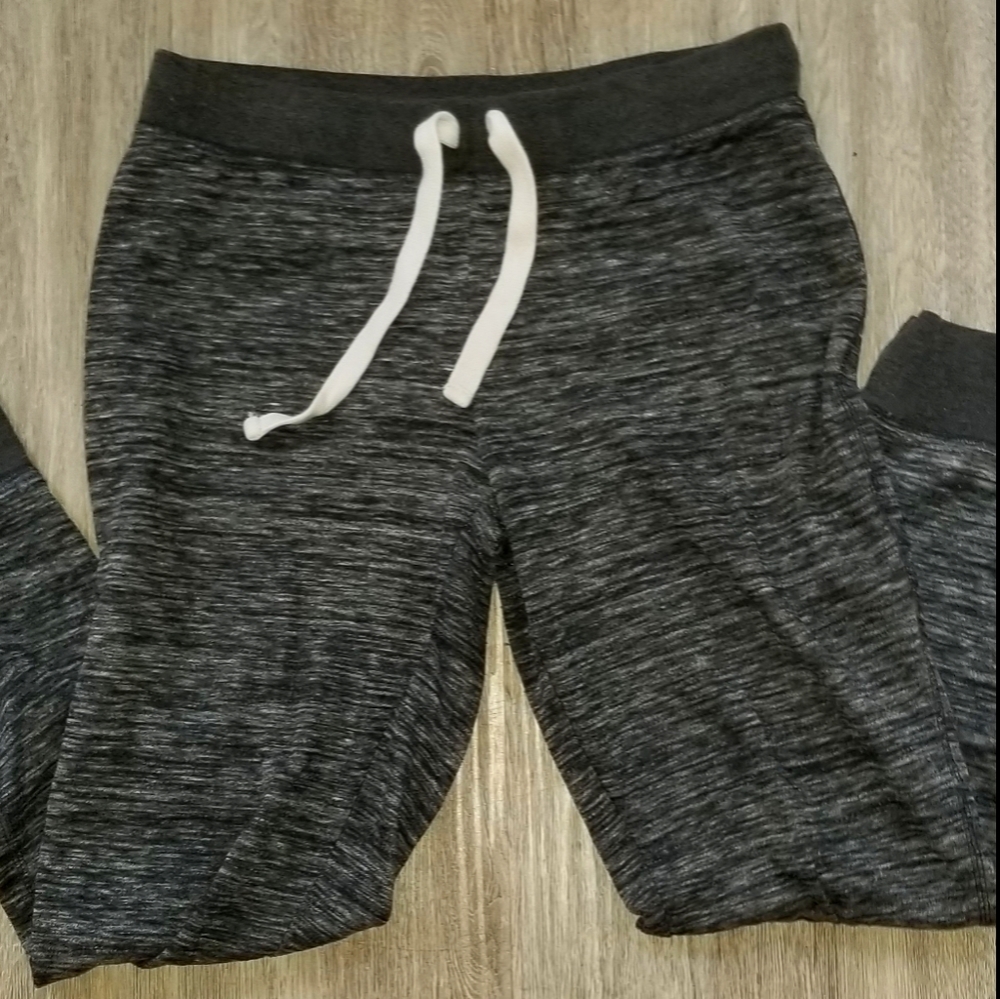 Joe fresh cropped sweats